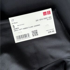 Uniqlo Women's Black AIRism Ribbed Leggings